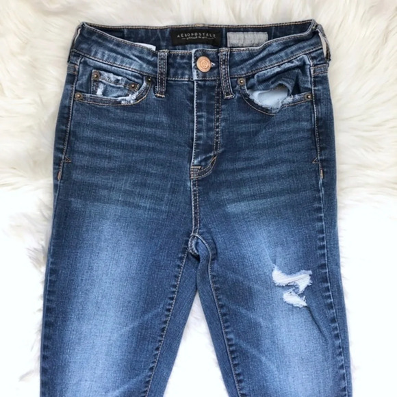 Aeropostale High Waisted Ankle Jegging Distressed - Picture 3 of 6